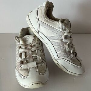 Chasse Apex Cheer Shoes Kids Size 13.5Y Preowned